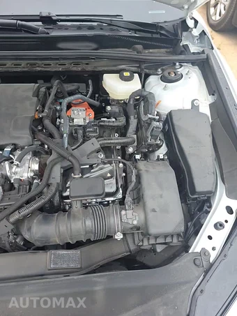 2026 Toyota Camry LE - miniatura 24