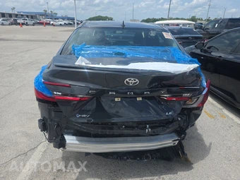 2026 Toyota Camry LE - miniatura 5