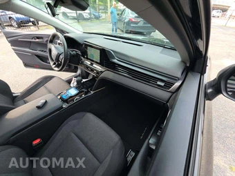 2026 Toyota Camry LE - miniatura 19