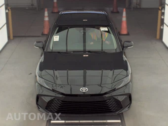 2026 Toyota Camry LE - miniatura 2