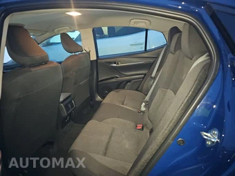 2026 Toyota Camry LE - miniatura 13
