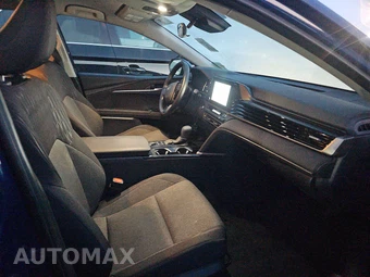 2026 Toyota Camry LE - miniatura 8