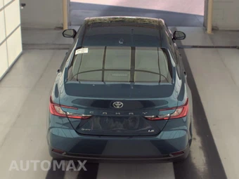 2026 Toyota Camry LE - miniatura 5