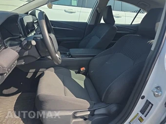 2026 Toyota Camry LE - miniatura 13
