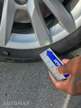 2026 Toyota Camry LE - miniatura 20