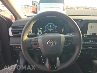 2026 Toyota Camry LE - miniatura 10