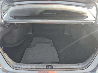 2026 Toyota Camry LE - miniatura 16