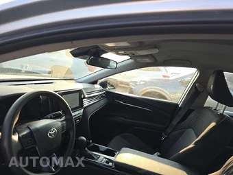 2026 Toyota Camry LE - miniatura 18