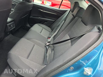 2026 Toyota Camry LE - miniatura 13