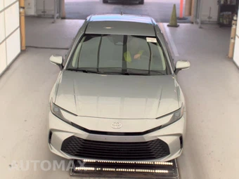 2026 Toyota Camry LE - miniatura 2