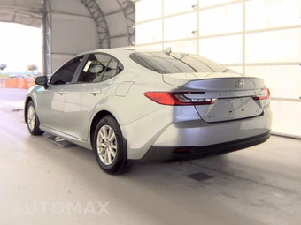 2026 Toyota Camry LE - miniatura 6