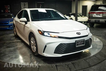 2026 Toyota Camry LE - miniatura 5