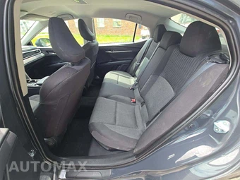 2026 Toyota Camry LE - miniatura 10