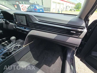 2026 Toyota Camry LE - miniatura 16