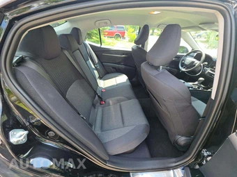 2026 Toyota Camry LE - miniatura 16