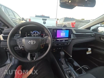 2026 Toyota Camry LE - miniatura 17