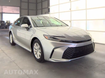 2026 Toyota Camry LE - miniatura 4