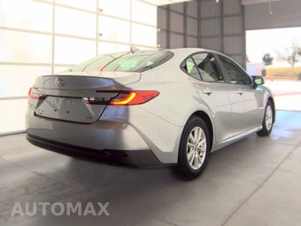 2026 Toyota Camry LE - miniatura 5
