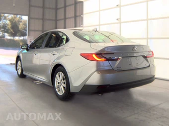 2026 Toyota Camry LE - miniatura 8