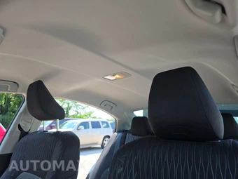 2026 Toyota Camry LE - miniatura 20