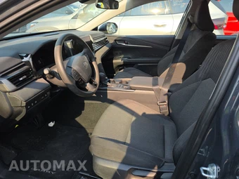 2026 Toyota Camry LE - miniatura 13