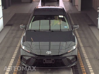 2026 Toyota Camry LE - miniatura 2
