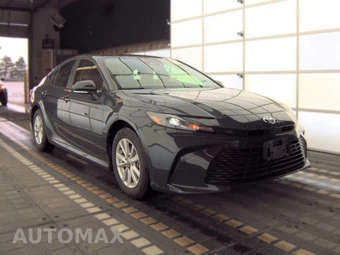 2026 Toyota Camry LE - miniatura 4