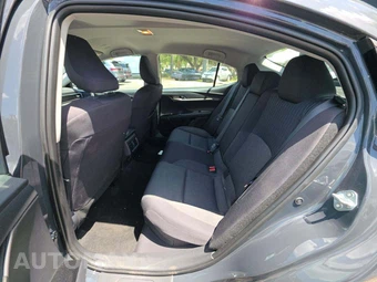 2026 Toyota Camry LE - miniatura 13