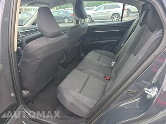 2026 Toyota Camry LE - miniatura 19