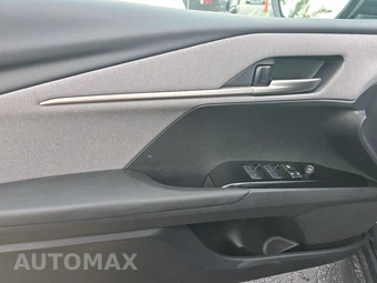 2026 Toyota Camry LE - miniatura 15