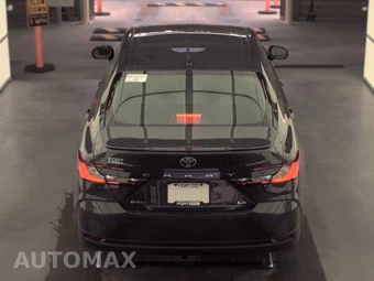 2026 Toyota Camry LE - miniatura 6