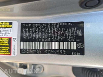2026 Toyota Camry LE - miniatura 5