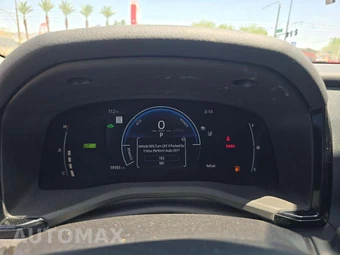 2026 Toyota Camry LE - miniatura 9