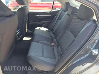 2026 Toyota Camry LE - miniatura 13