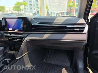 2026 Toyota Camry LE - miniatura 19