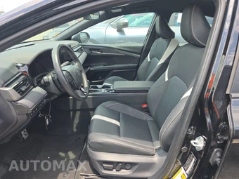 2026 Toyota Camry SE - miniatura 13