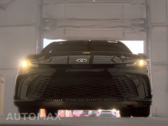 2026 Toyota Camry SE - miniatura 3
