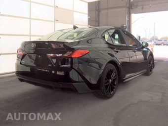2026 Toyota Camry SE - miniatura 5
