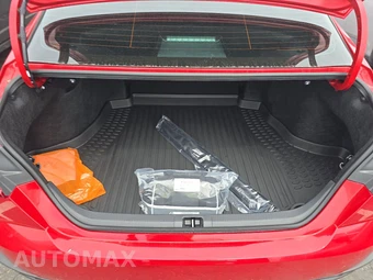 2026 Toyota Camry SE - miniatura 23