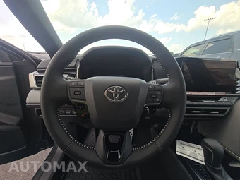 2026 Toyota Camry SE - miniatura 16