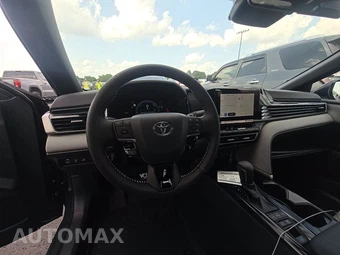 2026 Toyota Camry SE - miniatura 17