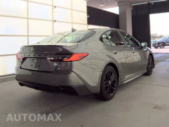 2026 Toyota Camry SE - miniatura 5