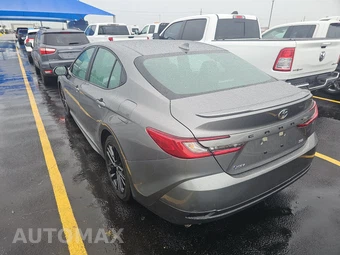 2026 Toyota Camry SE - miniatura 6
