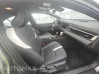 2026 Toyota Camry SE - miniatura 8
