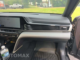 2026 Toyota Camry SE - miniatura 19