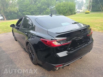 2026 Toyota Camry SE - miniatura 2