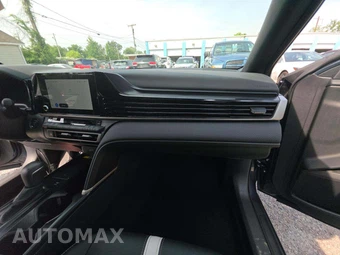 2026 Toyota Camry SE - miniatura 19