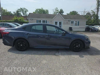 2026 Toyota Camry SE - miniatura 4