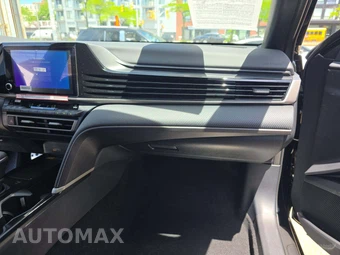 2026 Toyota Camry SE - miniatura 19