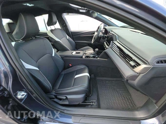 2026 Toyota Camry SE - miniatura 18